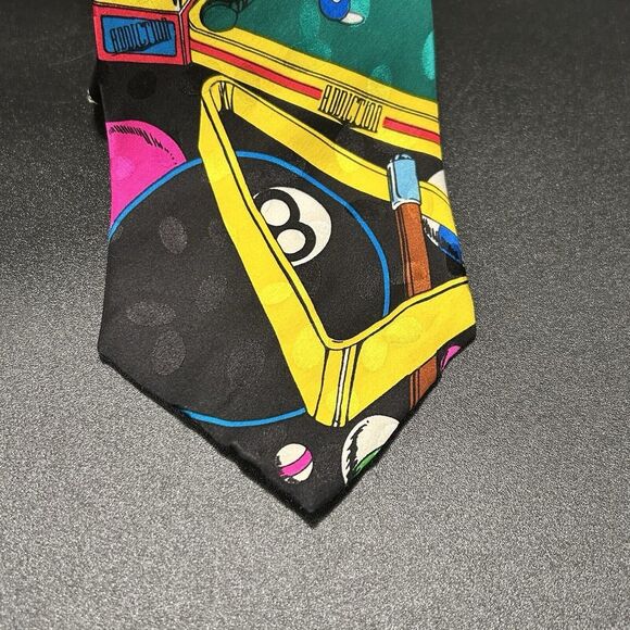 Mickey Inc. Tie Men's 60" Black Billyards Pool 100% Silk 4" Wide - Picture 2 of 6